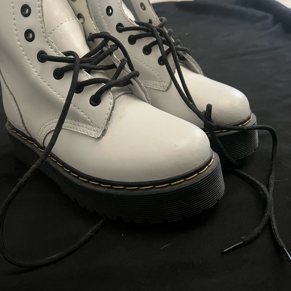 Never worn platform Docs - Picture 2 of 4